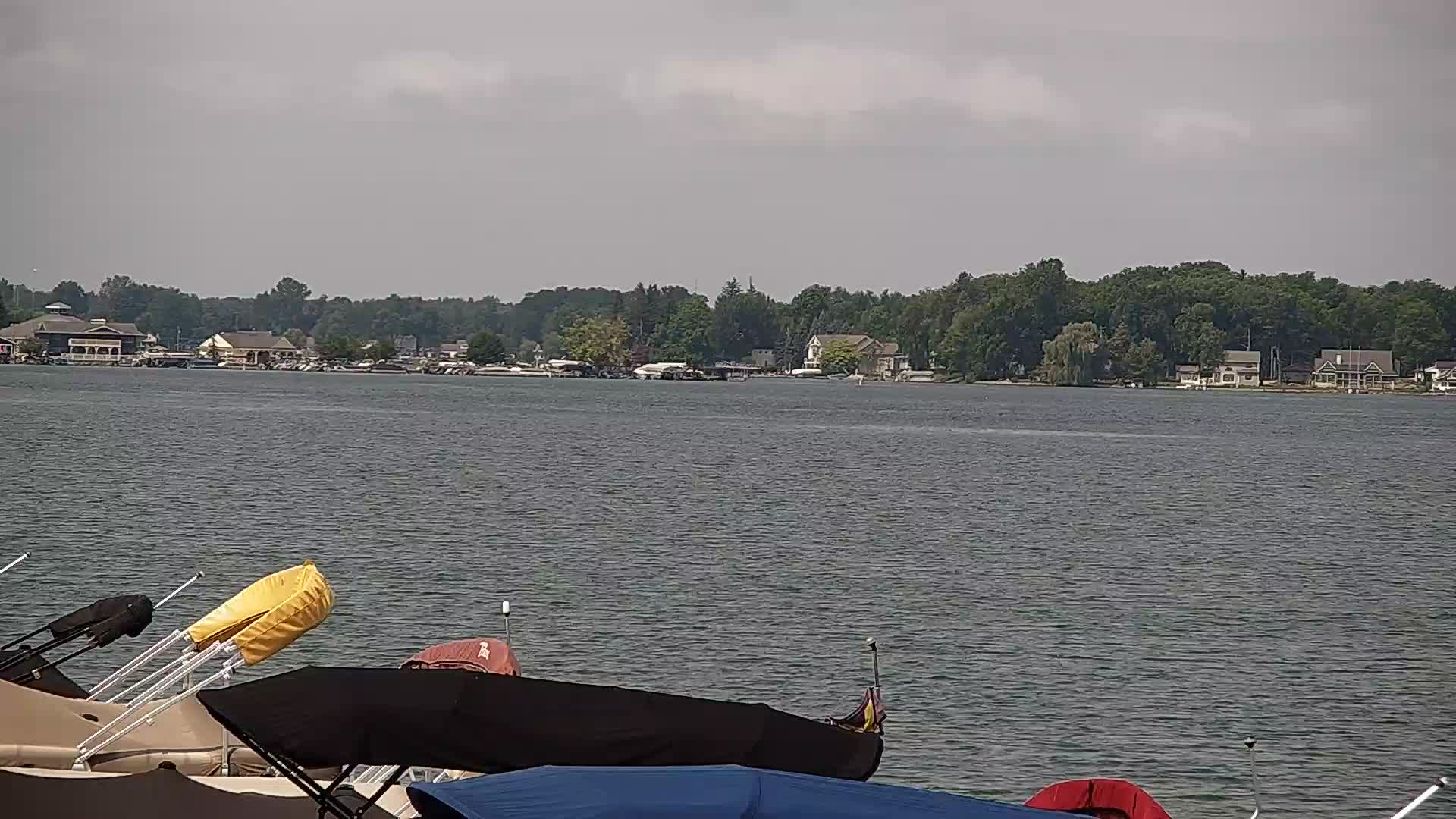 webcam Clark Lake