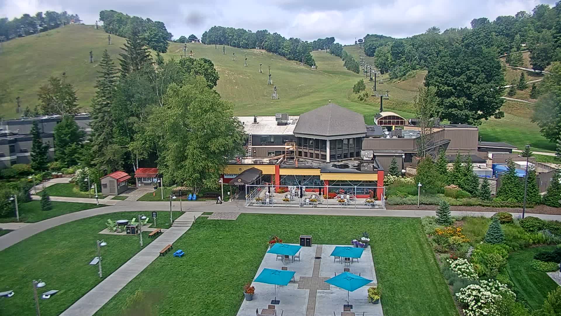 webcam Crystal Mountain Inn Camera