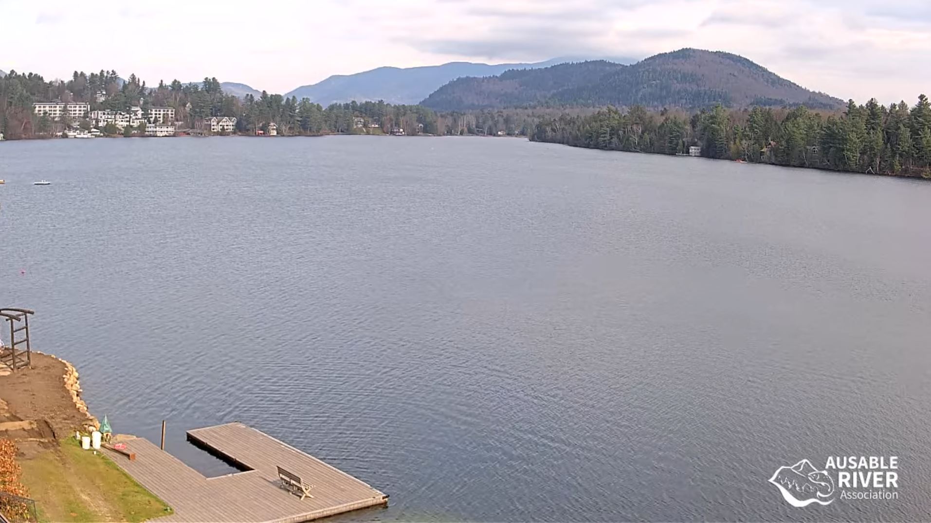 webcam Lake Placid - Mirror Lake