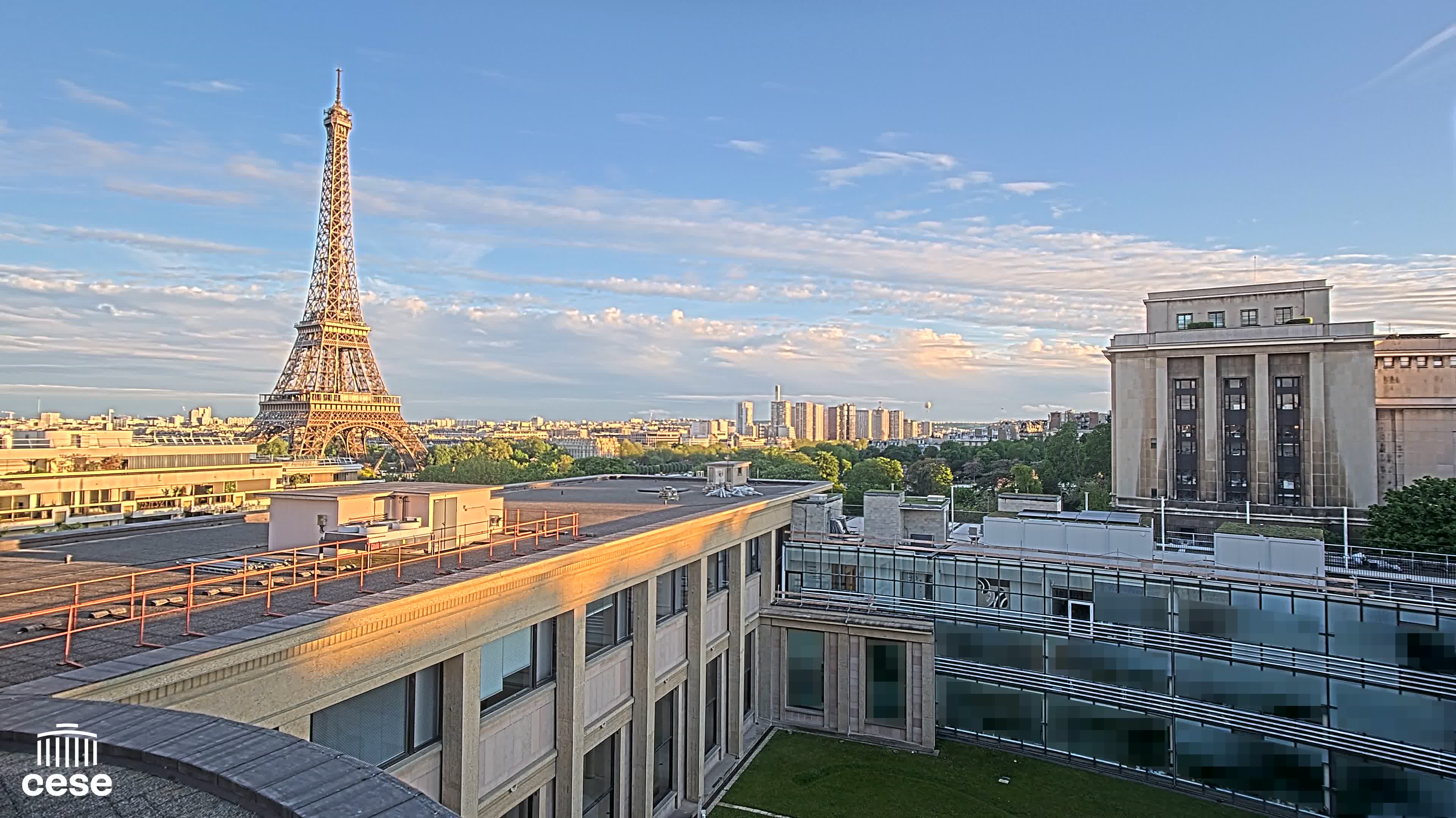 webcam Palais d’Iéna - Conseil Économique, Social et Environnemental - Vue Tour Eiffel